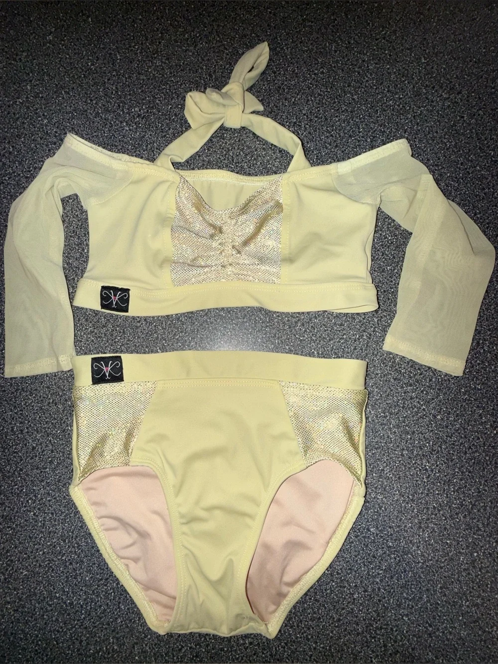 Kandi Kouture Yellow Two-Piece Dance Set with Sleeves Size Child Large (7/8)